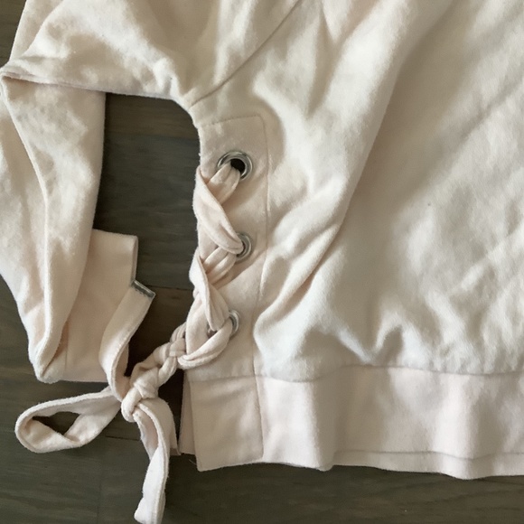 Nanette Lepore Cropped Pink sweatshirt - Picture 4 of 4